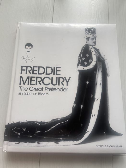 Фредді Меркурі. Книга фотоальбом «The Great Pretender»